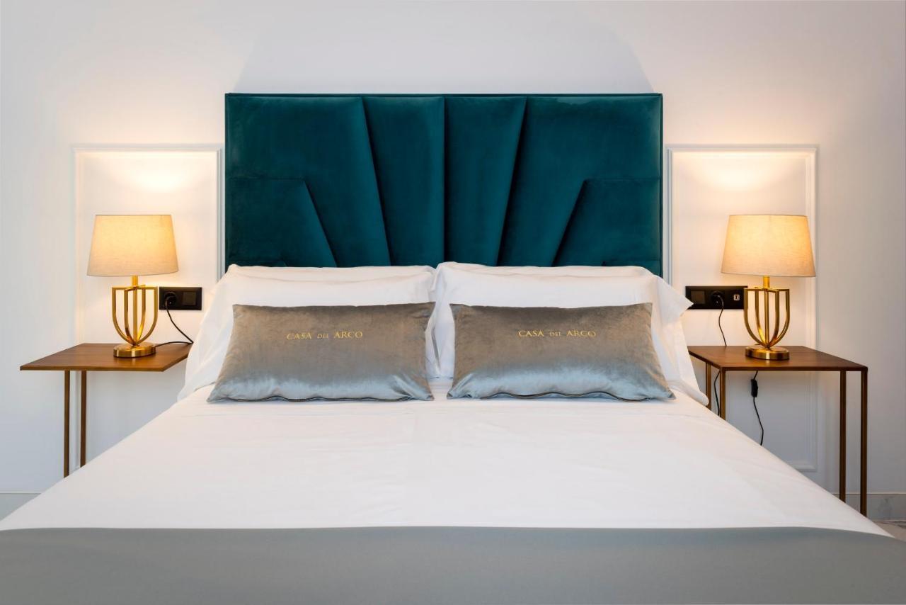 Quivir Apartamentos Deluxe Casa Del Arco Andújar Екстериор снимка