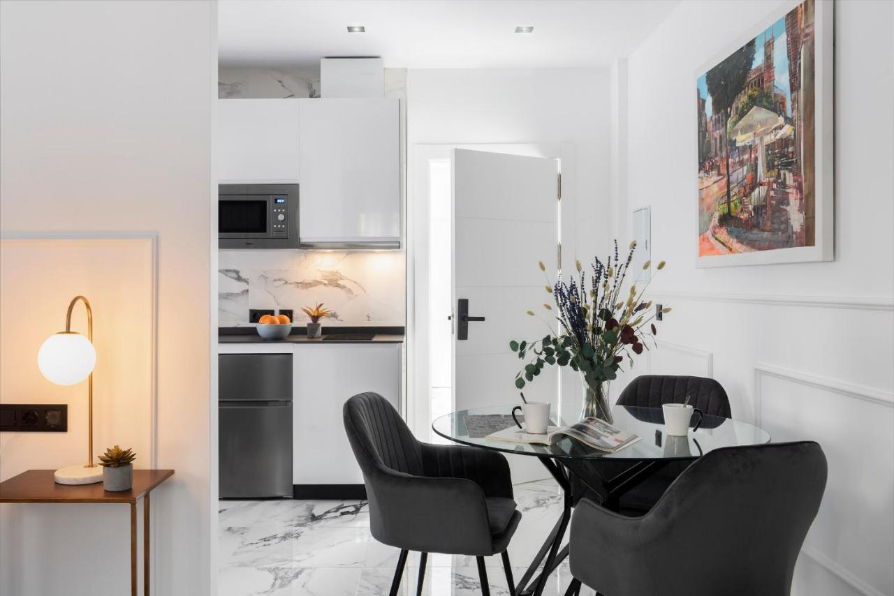 Quivir Apartamentos Deluxe Casa Del Arco Andújar Екстериор снимка