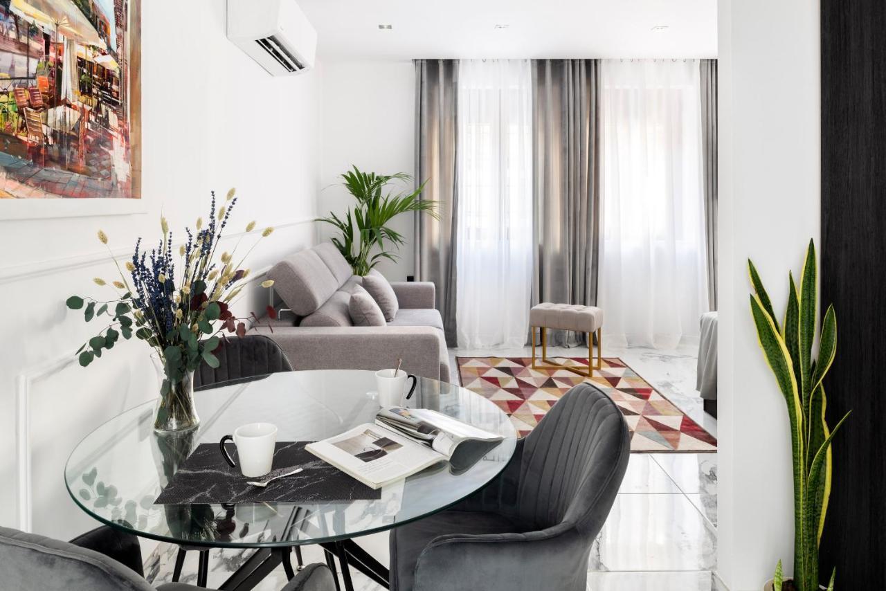 Quivir Apartamentos Deluxe Casa Del Arco Andújar Екстериор снимка