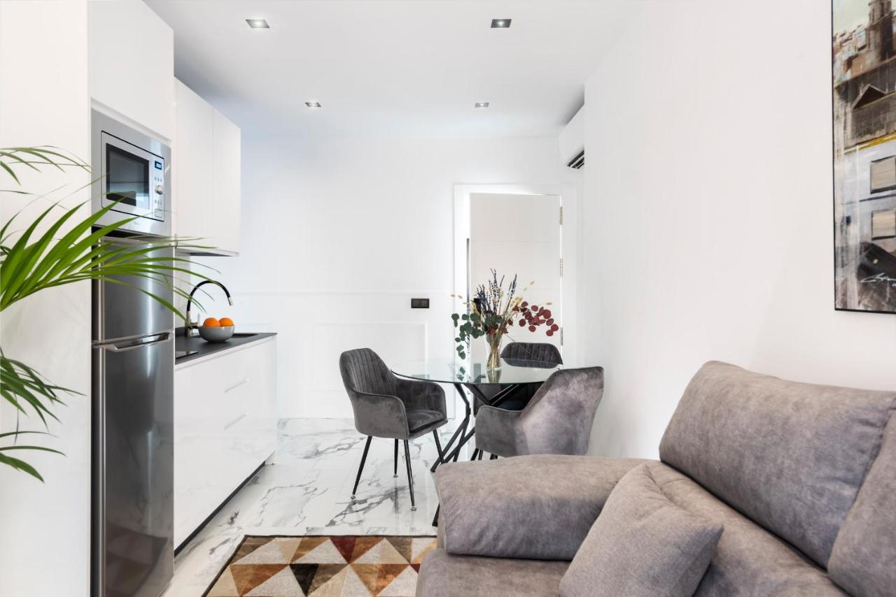 Quivir Apartamentos Deluxe Casa Del Arco Andújar Екстериор снимка