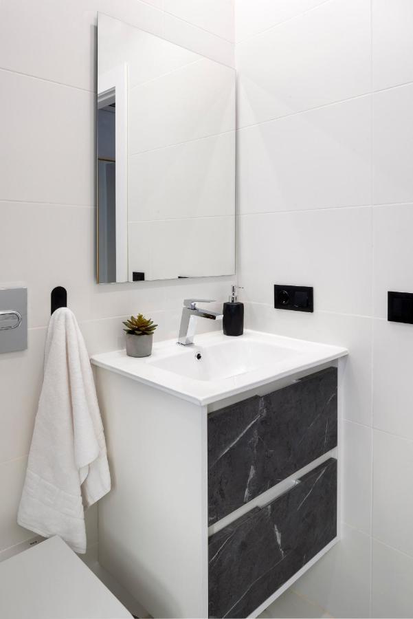 Quivir Apartamentos Deluxe Casa Del Arco Andújar Екстериор снимка