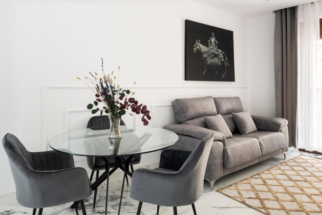 Quivir Apartamentos Deluxe Casa Del Arco Andújar Екстериор снимка