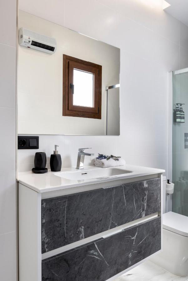 Quivir Apartamentos Deluxe Casa Del Arco Andújar Екстериор снимка