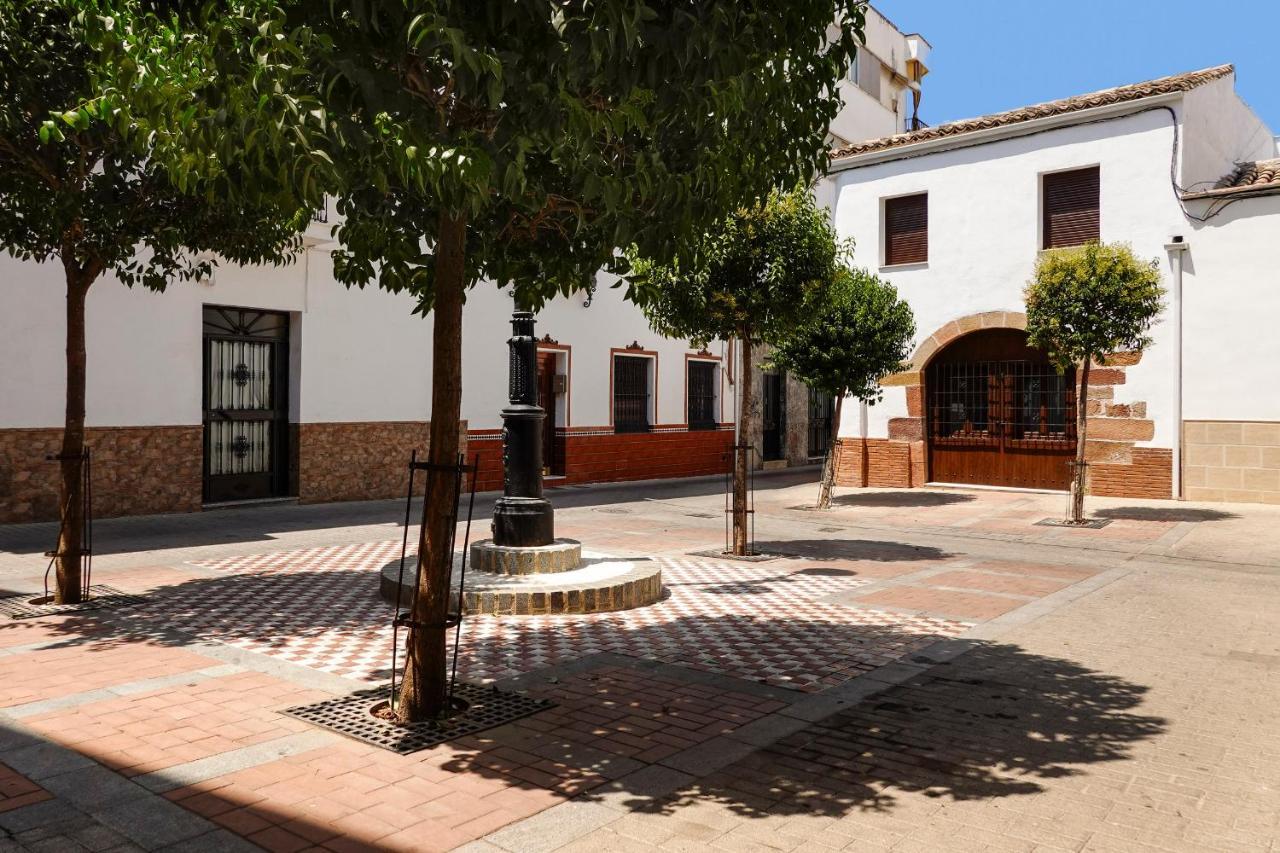 Quivir Apartamentos Deluxe Casa Del Arco Andújar Екстериор снимка